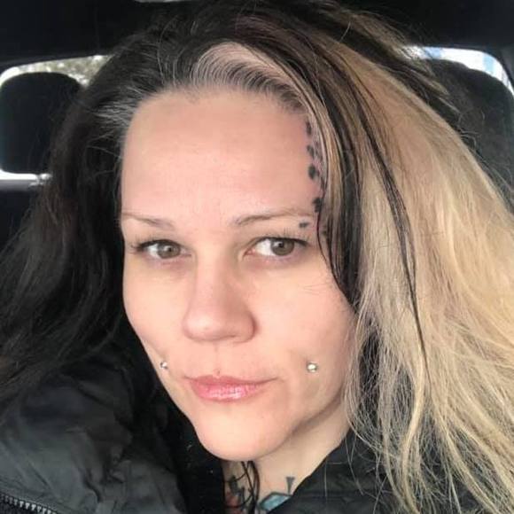 Meet your Posher, Stacy - Picture 1 of 1